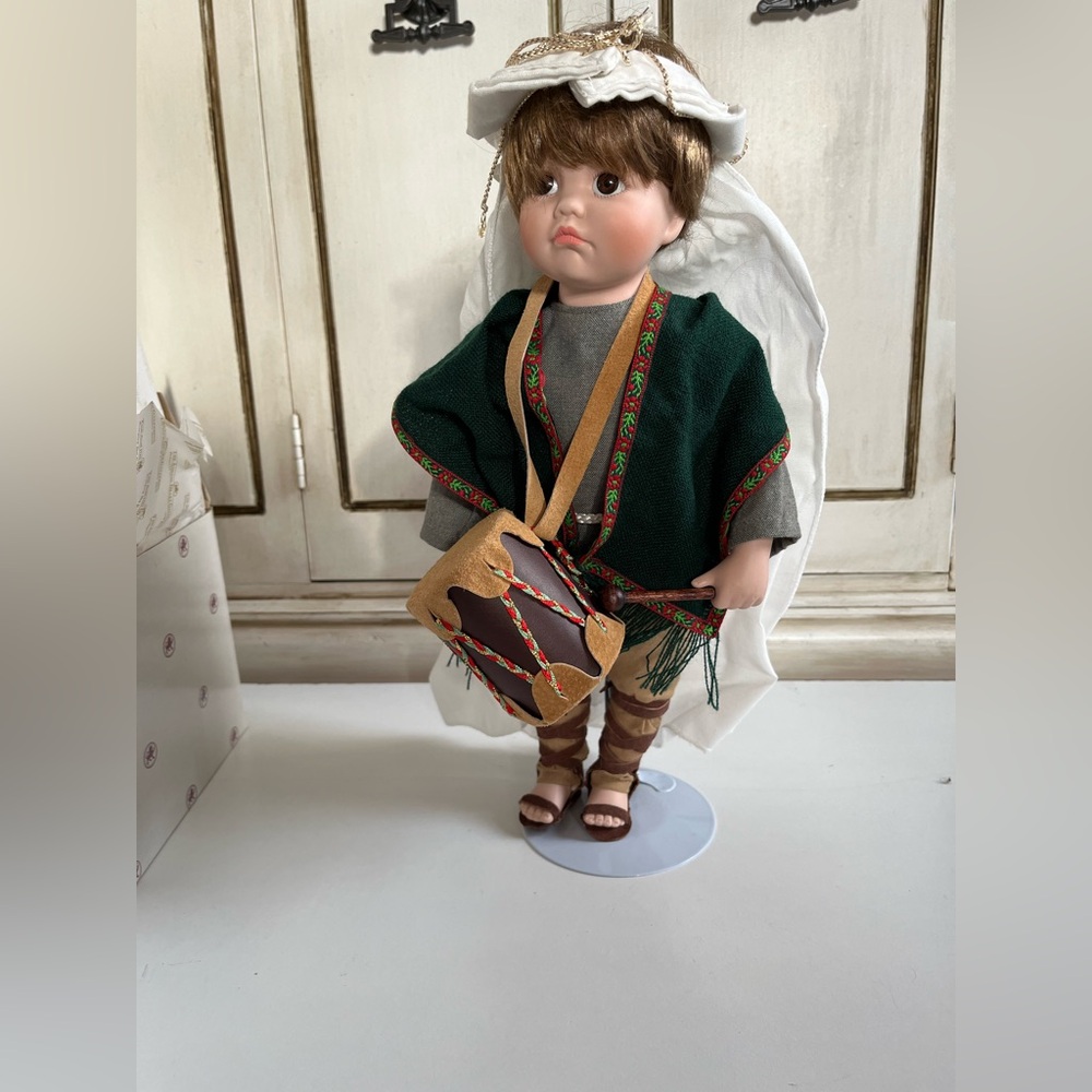 VTG Ashton Drake Galleries Little Drummer Boy Porcelain Doll w/music movement